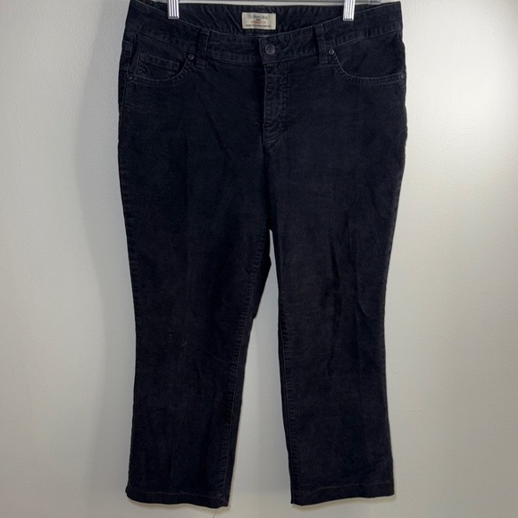 St. John's Bay Women's Black Boot Cut Jeans - Picture 1 of 6